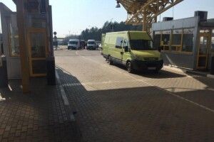Через пункт пропуску «Ягодин» за останню добу до України повернулося близько 6,5 тисяч громадян