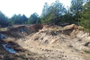 На Старовижівщині незаконно видобували пісок