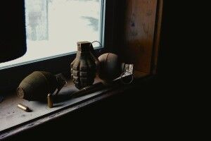 Двоє п'яних приятелів-заробітчан гралися гранатою. Один загинув на місці