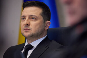 Зеленський пояснив, коли в Україні введуть воєнний стан