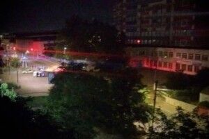 В окупованому Мелітополі пролунав вибух: попередньо - горить будівля сервісного центру МВС, яку захопили рашисти