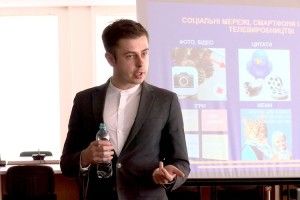 «Тележурналістика й цифрові технології»: майстер-клас від Віталія Школьного (Відео)