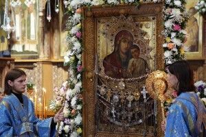 На Рівненщину з Донеччини привезуть чудотворну ікону