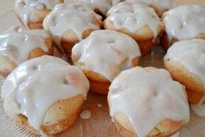 Вчителька пекла і пригощала учнів кексами із начинкою зі сперми свого чоловіка-поліцейського