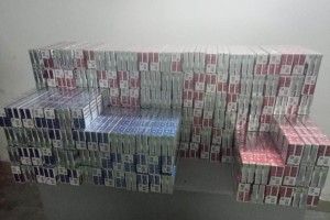На кордоні з Польщею у трьох автомобілях знайдено тютюнову контрабанду (Фото, відео)