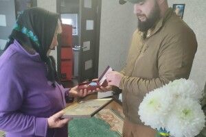 На Волині батькам полеглого Захисника неба вручили посмертну нагороду сина