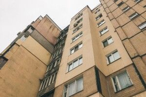 Знайшли повішеним студента-третьокурсника: одногрупники кажуть про викладачів-хабарників – керівництво університету звертає на «нерозділене кохання»