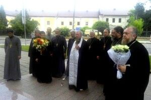 Камінь-каширські священики молитовно вшанували розстріляних в’язнів Луцької тюрми