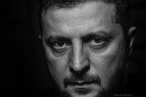 Росіяни робили дві спроби штурмувати адміністрацію Зеленського: він відмовився від бункера