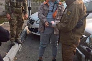 Посадовець тилового забезпечення вимагав хабар за поставку продуктів українським військовим