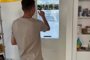 У Луцьку з’явились два мультимедійні екрани для туристів: як скористатись