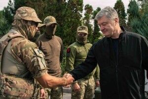 Порошенко про мобілізацію в росії: кампанія по збільшенню кількості «м’яса»