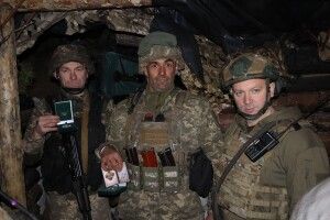 Волинянам на передовій вручили відзнаки «За оборону рідного краю»