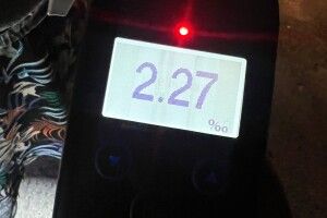 На Волині серед ночі спинили п'яну водійку