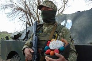 Навіть у час війни волиняни йдуть святити пасочки. А мені згадалося...