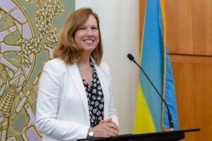 «Маріонетки Росії до цього часу сидять у Верховній Раді», – керівниця посольства США
