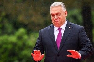 Орбан впевнений у перемозі росії та називає допомогу Україні «божевіллям»