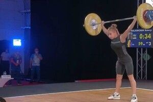 Важкоатлетка з Волині встановила новий рекорд України у ривку