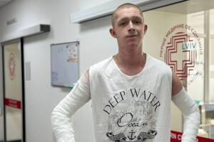 На Львівщині 19-річний хлопець отримав опіки 60% тіла, коли фарбував дах