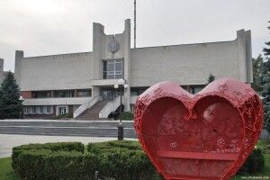 Площу перед РАЦСом у Луцьку відремонтують за 23 мільйони