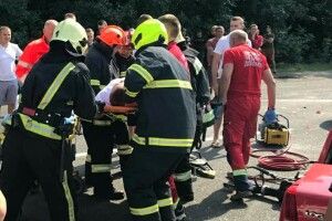 Семеро потерпілих: в селі під Луцьком сталася велика автоаварія (Фото)