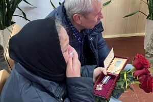 У громаді на Волині родинам полеглих Героїв вручили державні нагороди