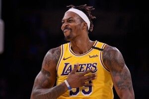 У НБА гравець погнув кільце під час матчу