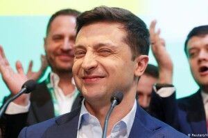 Сьогодні Всесвітній день усмішки: 57 років тому народився смайлик