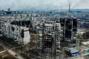 окупанти повністю закривають Маріуполь: у мерії просять людей бути насторожі