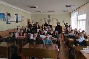Луцьким педагогам розповіли про виборчі права, а учням – про булінг