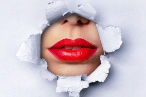 У костюмі із сексшопа: учасниця «Холостяка» позувала у відвертому образі «черниці» (Фото 18+)