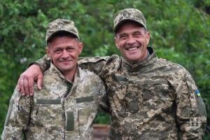 Рідні брати з Волині воюють пліч-о-пліч у бойовій машині
