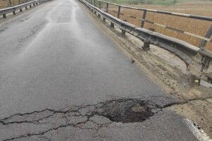 В Укравтодорі запевнили, що швидко відбудують міст, який обвалився на дорозі Луцьк-Львів