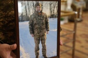 У Луцьку попрощалися з військовослужбовцем Михайлом Слутяком