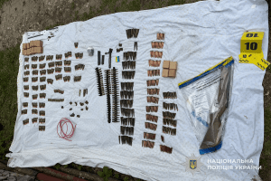 На Тернопільщині в руках чоловіка здетонував запал гранати: йому ампутували два пальці