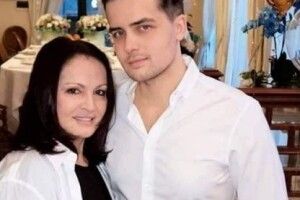 Показали мотивуюче фото Софії Ротару з онуком 