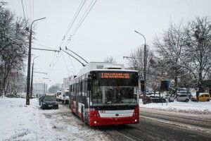 У Луцьку чотири тролейбусні маршрути тимчасово змінили рух