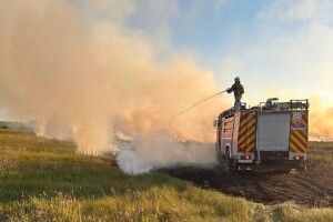 На Волині між двома селами добряче горіло