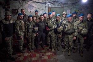 Володимир Зеленський приїхав на фронт 