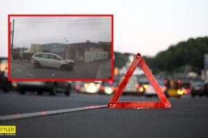Авто знесло магазинчик з жінкою і зробило сальто в повітрі: відео аварії