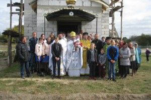 У Стеблях після служби на престольне свято священик підняв поперед себе прихожанина