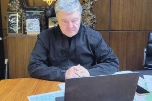 Порошенко закликав послів європейських держав до повної ізоляції Росії та закриття неба над Україною