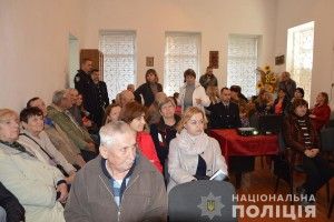 У Луцьку розповіли людям з інвалідністю про можливість миттєвого виклику поліції 