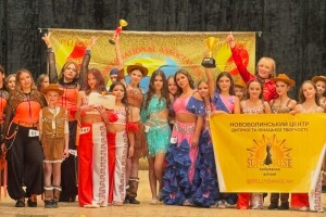 Східні танці з Нововолинська тріумфують в Україні!