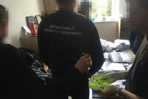 На Львівщині злапали заступника міського голови – вимагав від «валютчика» тисячу «баксів»