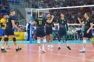 Збірна України з волейболу стартувала на ЧЄ з вольової перемоги над греками