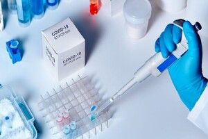 Зовсім близько: У Польщі виявили два осередки індійського штаму коронавірусу