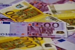 Розповіли про зміни у виплатах для українських переселенців в Європі у 2024 році