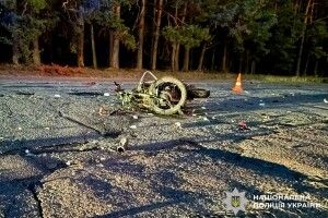 На Рівненщині юний мотоцикліст загинув у ДТП у день отримання посвідчення водія 