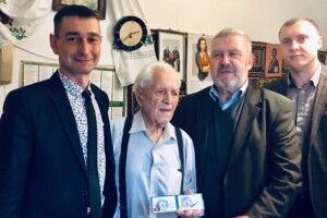 У Володимирі-Волинському воїну УПА вручили посвідчення реабілітованого